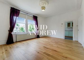 Thumbnail Flat to rent in Queens Drive, London