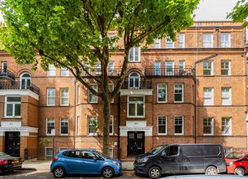 Thumbnail Flat to rent in Beaumont Crescent, London