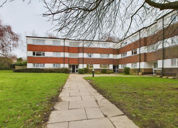 Thumbnail 2 bed flat for sale in Gilligan Close, Horsham