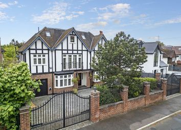 Thumbnail Detached house to rent in New Forest Lane, Chigwell