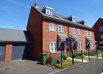 4 Bedroom End terrace house for rent