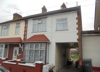 Thumbnail 4 Bed Semi Detached House To Rent In Mansfield Road Luton Thumbnail 4 Bed Semi Detached House To Rent In Mansfield Road Luton