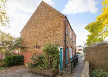 3 Bedroom End terrace house for sale