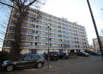 2 Bedrooms Flat for sale in Trinity Gardens, London E16