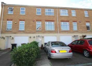 Property For Sale In Allens Mead Gravesend Da12 Buy Properties