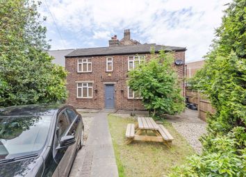 Thumbnail 3 bed detached house to rent in Hopton Road, Streatham