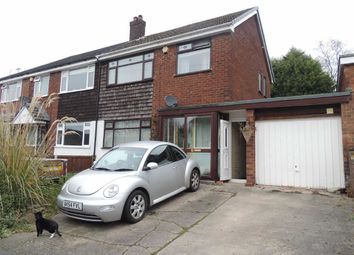 3 Bedrooms Semi-detached house for sale in Scafell Close, High Lane, Stockport SK6