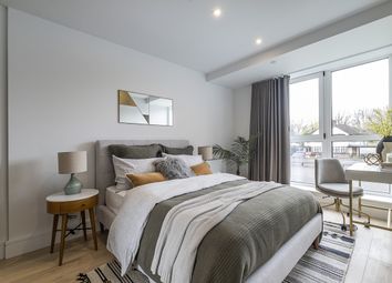 Thumbnail Flat to rent in Beverley Way, London