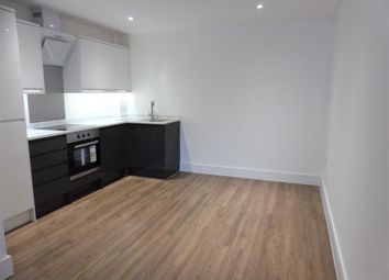 Thumbnail 1 bed flat to rent in Lower Stone Street, Maidstone