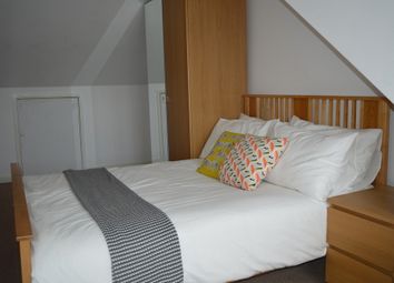 1 Bedrooms Flat to rent in Eltham High Street, London SE9