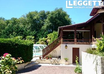 Thumbnail 4 bed villa for sale in Saint-Savin, Gironde, Nouvelle-Aquitaine