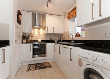 2 Bedroom Semi-detached house for rent