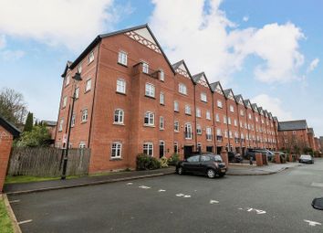 2 Bedrooms Flat for sale in Gardinar Close, Standish, Wigan WN1