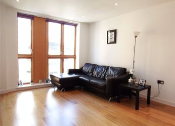 1 Bedrooms Flat to rent in Watermans Place, Wharf Approach, Leeds, West Yorkshire LS1
