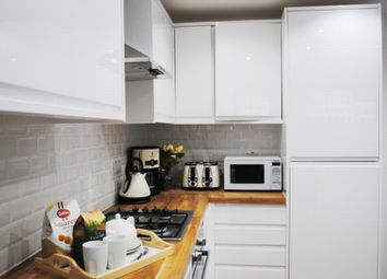 1 Bedrooms Flat to rent in Bethnal Green Road, Bethnal Green E2