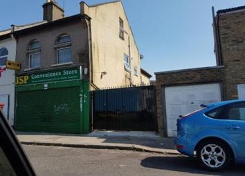 Thumbnail Retail premises to let in Tring Close, Ilford