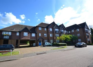 2 Bedrooms Flat to rent in Newbury Road, Crawley RH10