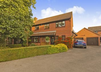 Thumbnail Detached house for sale in Hunt Road, Thame