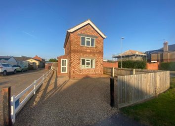 Thumbnail 3 bed detached house to rent in Brackenborough Road, Louth