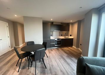 Thumbnail Flat to rent in Springwell Gardens, Whitehall Road, Leeds