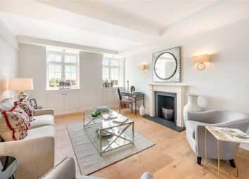 2 Bedrooms Flat for sale in Cranmer Court, Whiteheads Grove, London SW3