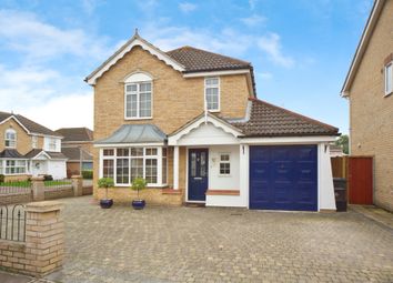 Thumbnail 4 bed detached house for sale in Roberts Close, Cheshunt, Waltham Cross