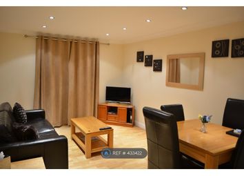 2 Bedrooms Flat to rent in Old College Road, Newbury RG14