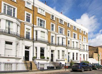 Thumbnail 1 bed flat for sale in St James's Gardens, Holland Park