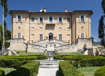 Thumbnail 6 bed villa for sale in Via Tavola D'argento, Rieti, Lazio