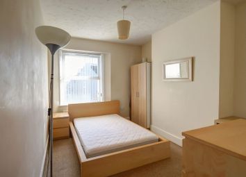 Thumbnail 1 bed property to rent in Oak Close, North Street, Heavitree, Exeter