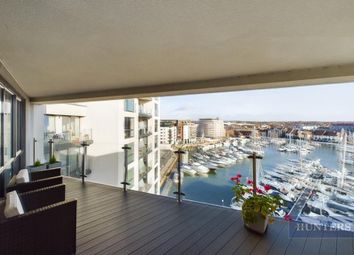 Thumbnail 2 bedroom flat for sale in Alexandra Wharf, 1 Maritime Walk, Ocean Village