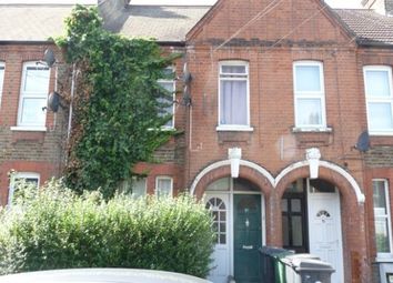 2 Bedrooms Flat to rent in Blyth Road, London E17