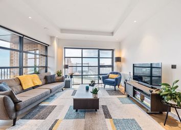 Thumbnail Flat for sale in Lyell Street, London