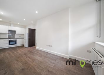 Thumbnail 2 bed flat to rent in High Street, Potters Bar