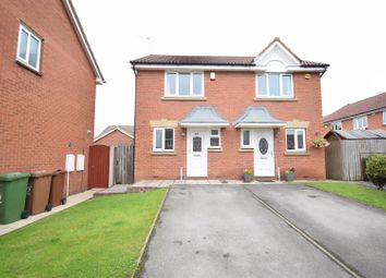 Thumbnail Semi-detached house to rent in Holly Approach, Ossett