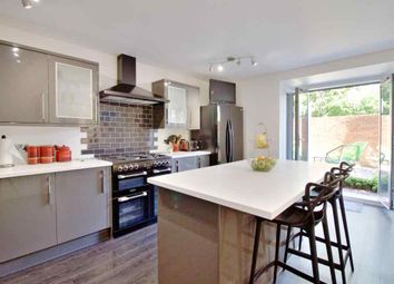 4 Bedroom End terrace house for sale