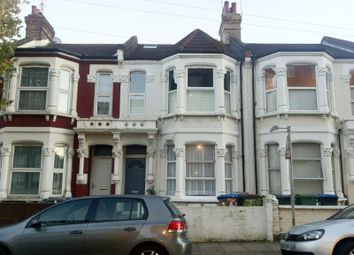 2 Bedrooms Flat to rent in Purves Road, Kensal Rise, London NW10