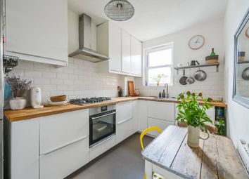Thumbnail 3 bed flat to rent in Terront Road, Harringay, London