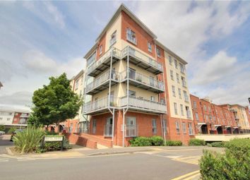 Thumbnail 2 bed flat to rent in Battle Square, Reading, Berkshire
