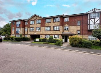 Thumbnail Flat for sale in Earls Meade, Luton