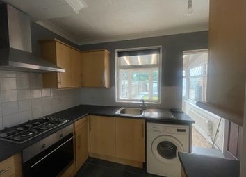 Thumbnail 2 bed property to rent in Bristol Road, Hull