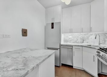 Thumbnail Studio for sale in 300 E 40th St Apt 15A, New York, Ny 10016, Usa