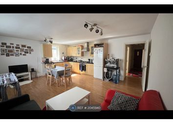 Thumbnail Flat to rent in Stonecot Hill, Sutton