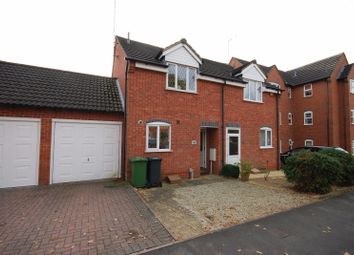 2 Bedroom Semi-detached house for rent