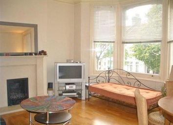 2 Bedrooms Flat to rent in Purves Road, London NW10