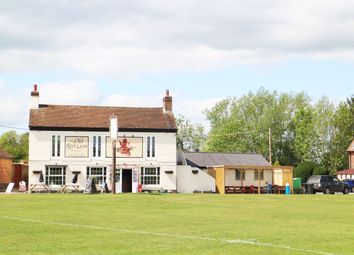 Thumbnail Pub/bar for sale in High Street, Thame