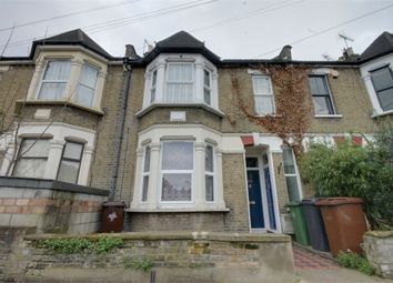 3 Bedrooms Flat to rent in Murchison Road, Leyton, London E10