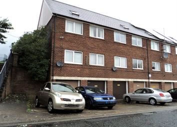 5 Bedrooms Terraced house for sale in Corwen Close, Blackburn BB1