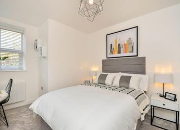 Thumbnail Flat for sale in Coburg Road, London