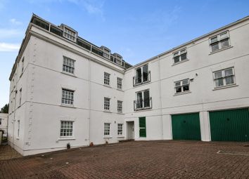 Axminster - 2 bed flat for sale
